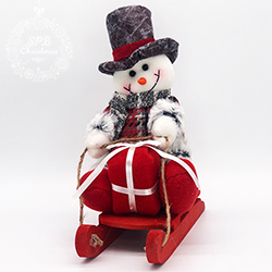 Новогодняя игрушка «Снеговик на санках» (27х23см)